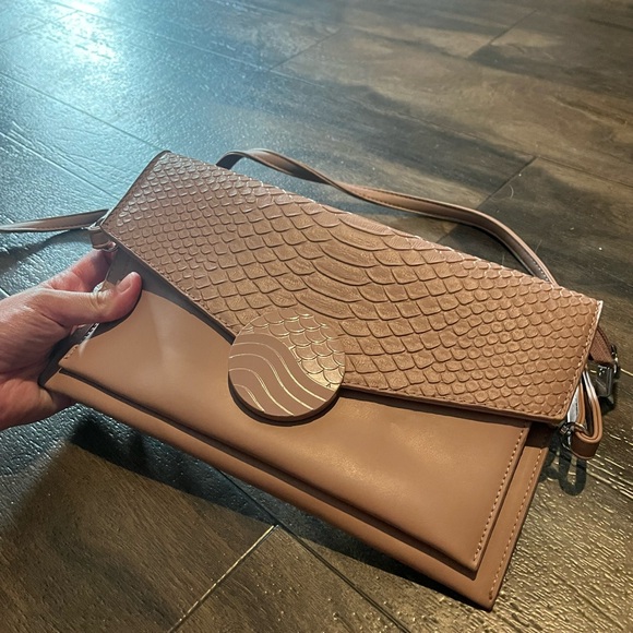 Purse / Clutch - Picture 2 of 5